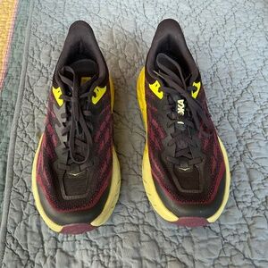 Hoka Speedgoat 5 trail running shoes women's 10.5